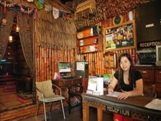 Berambih Lodge Kuching Bagian luar foto